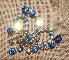 ANTIQUE SHIMMERING OCEAN BLUES RHINESTONE FLOWER SPRAY BROOCH!